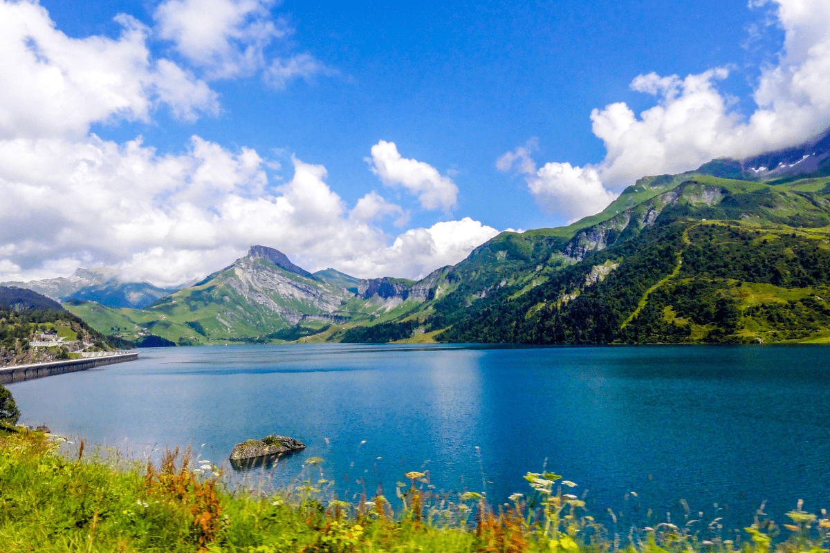 Pourquoi visiter l’Auvergne-Rhône-Alpes: un voyage entre nature et culture